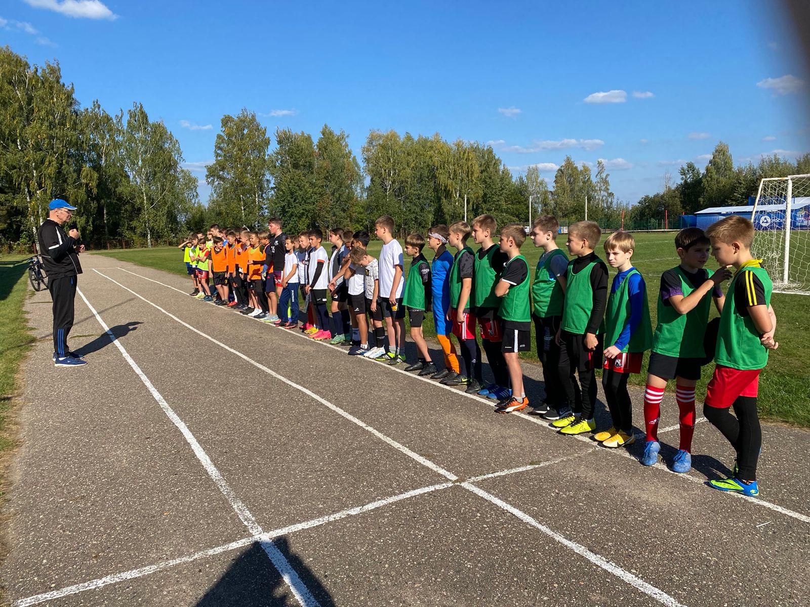 Победа в турнире по футболу.